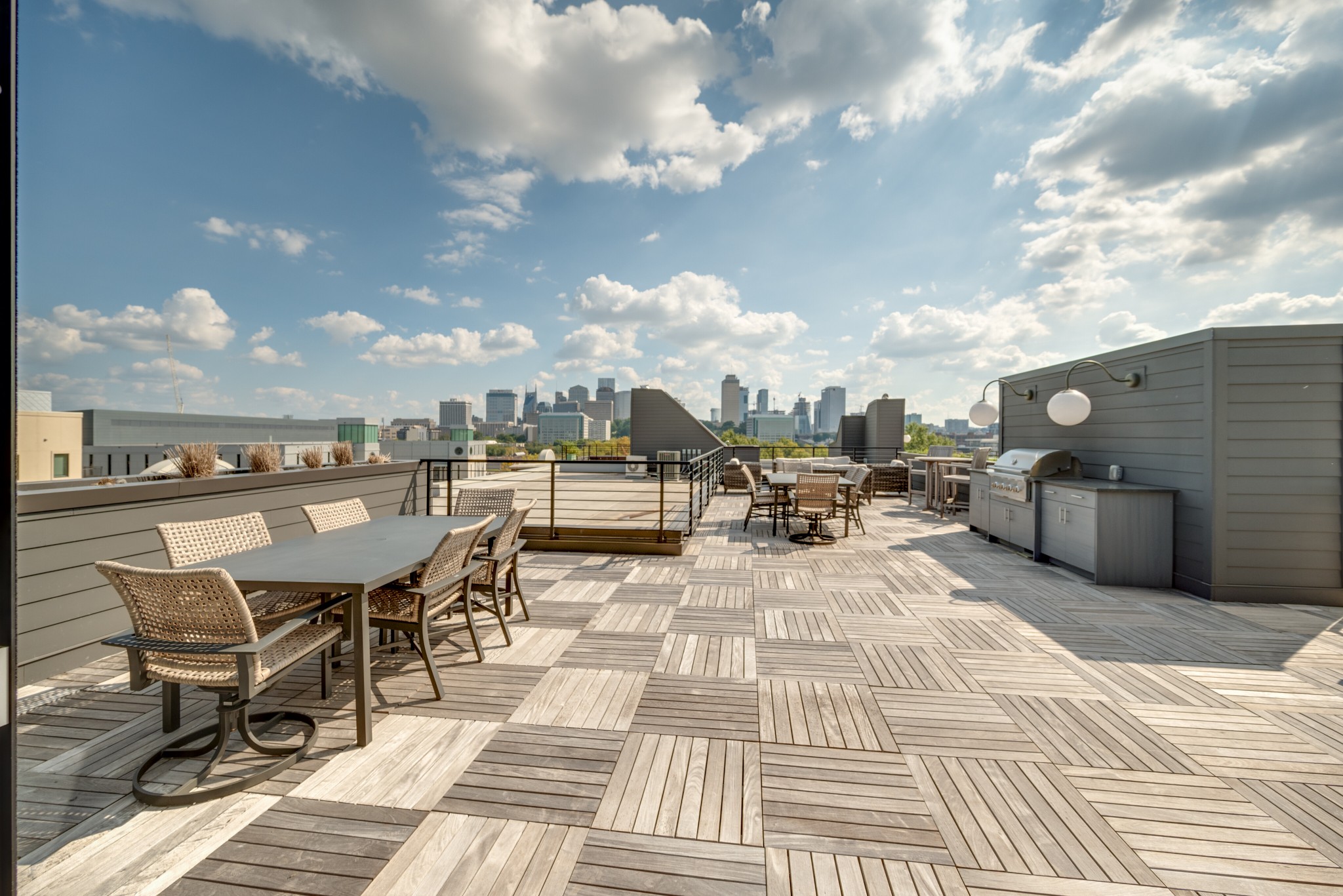 601 Madison St Unit: 109
