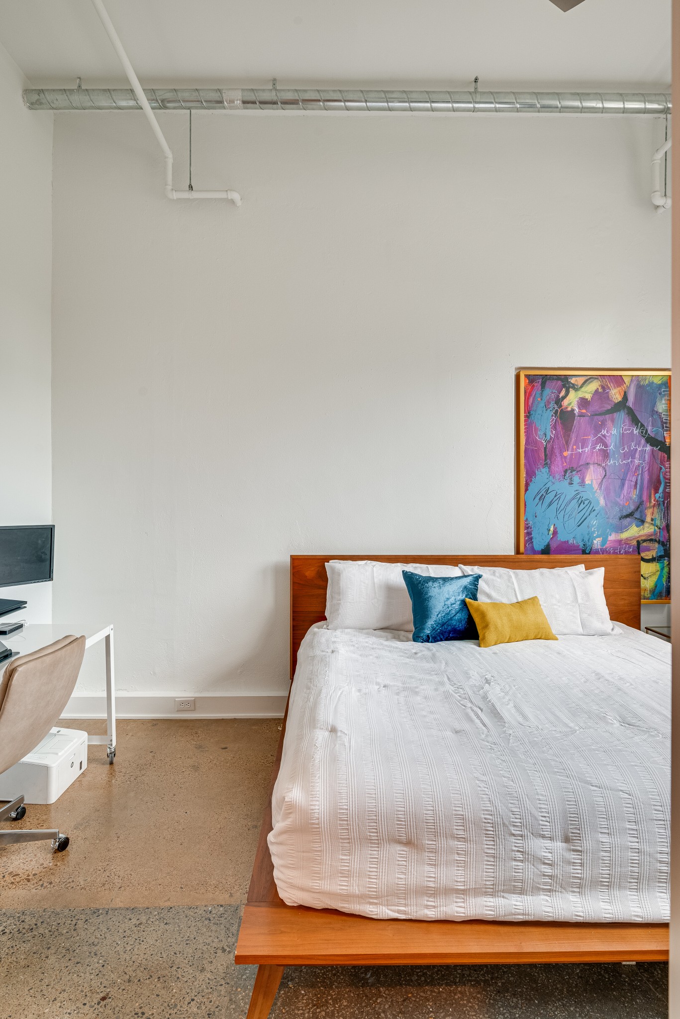 601 Madison St Unit: 109