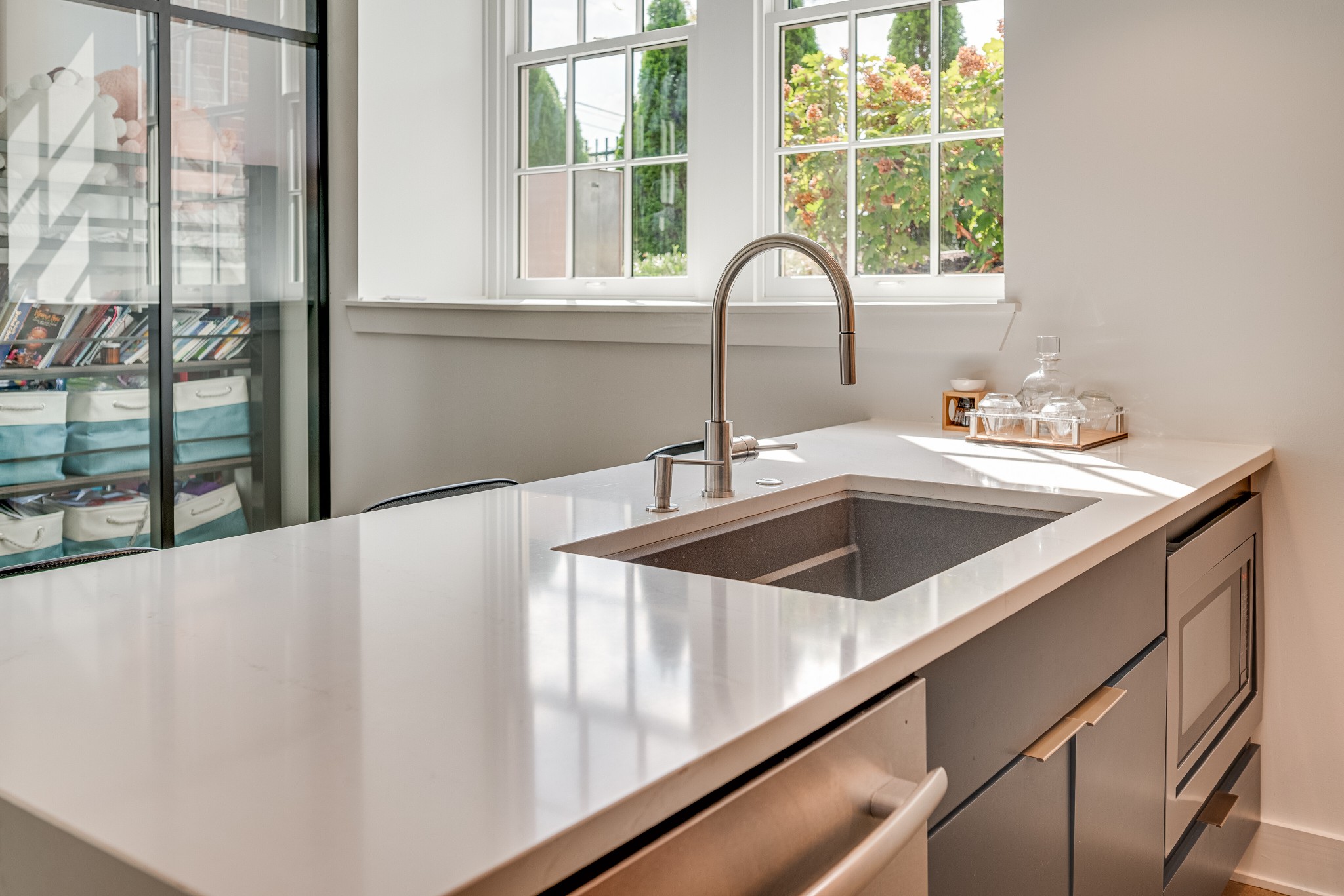601 Madison St Unit: 109