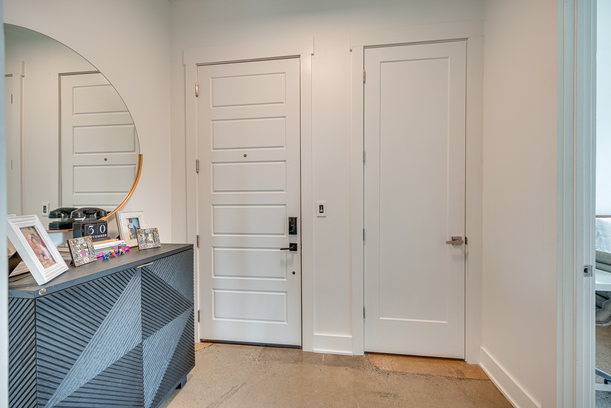 601 Madison St Unit: 109