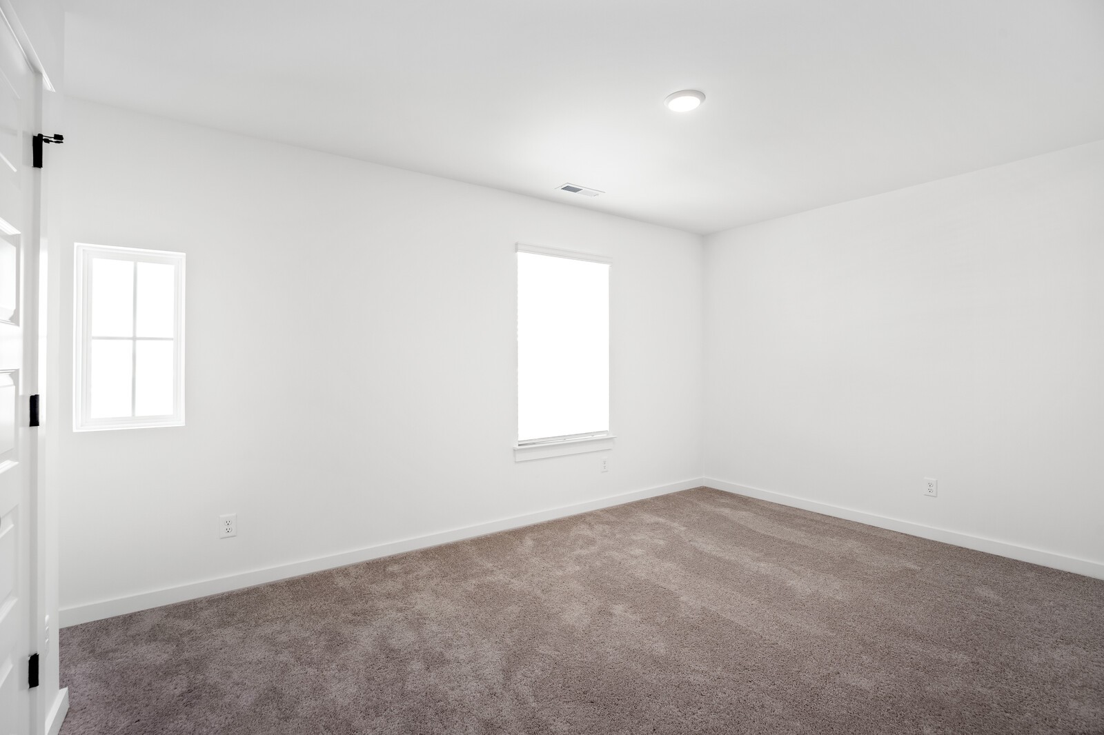 2914 Parkwood Dr