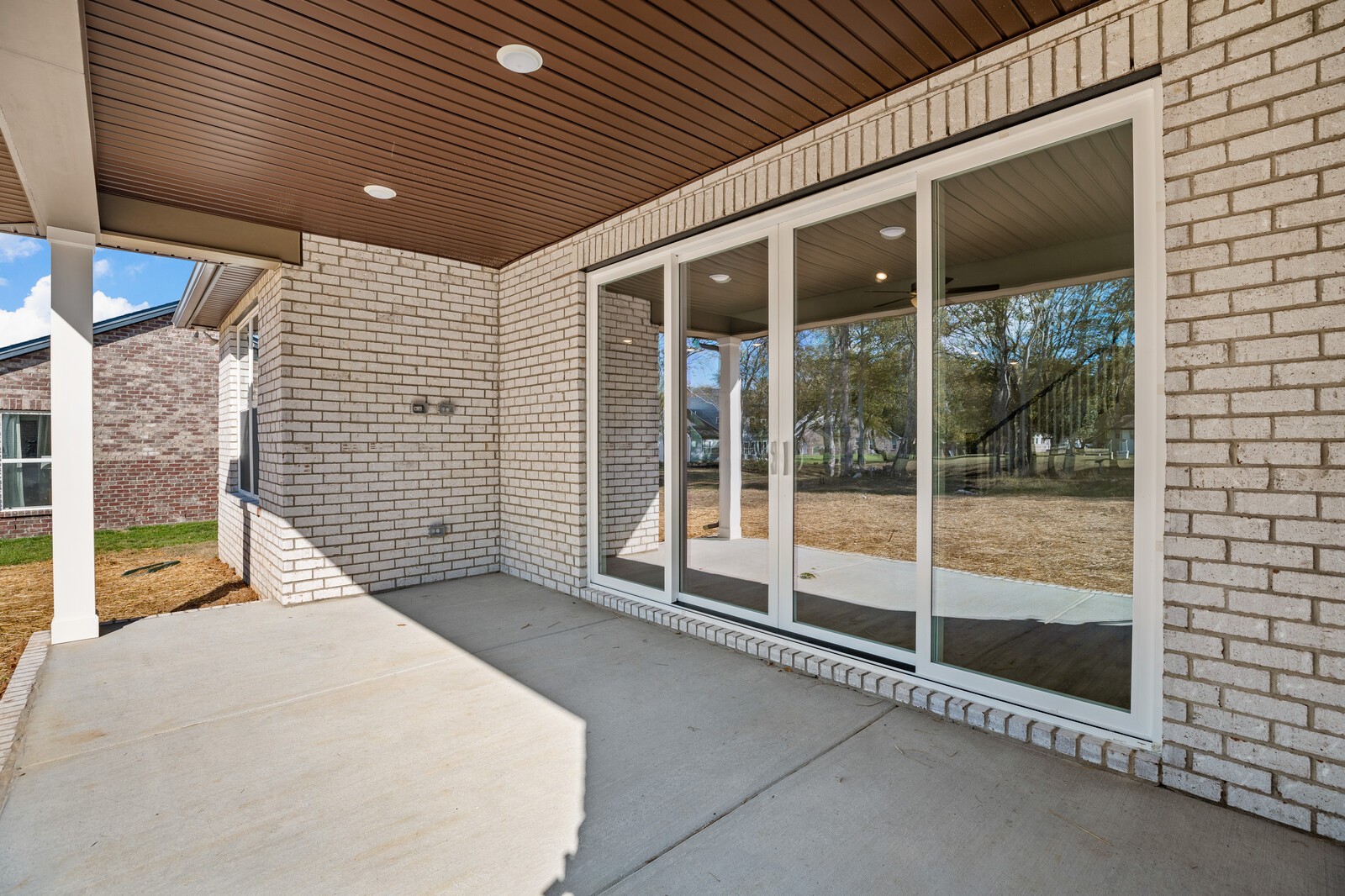 2914 Parkwood Dr