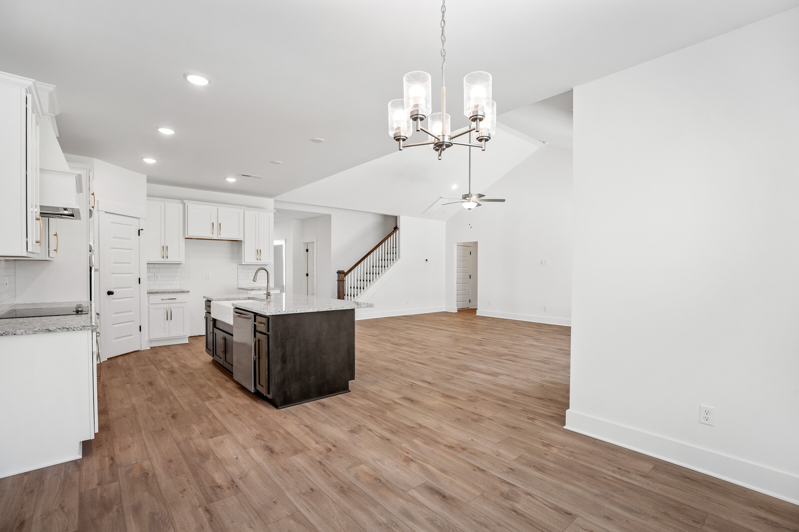 2914 Parkwood Dr