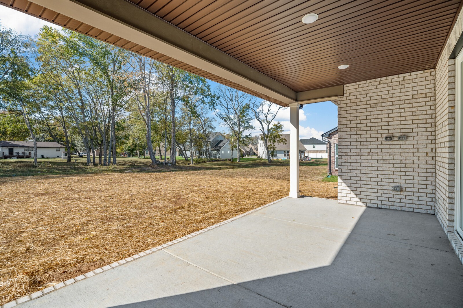 2914 Parkwood Dr