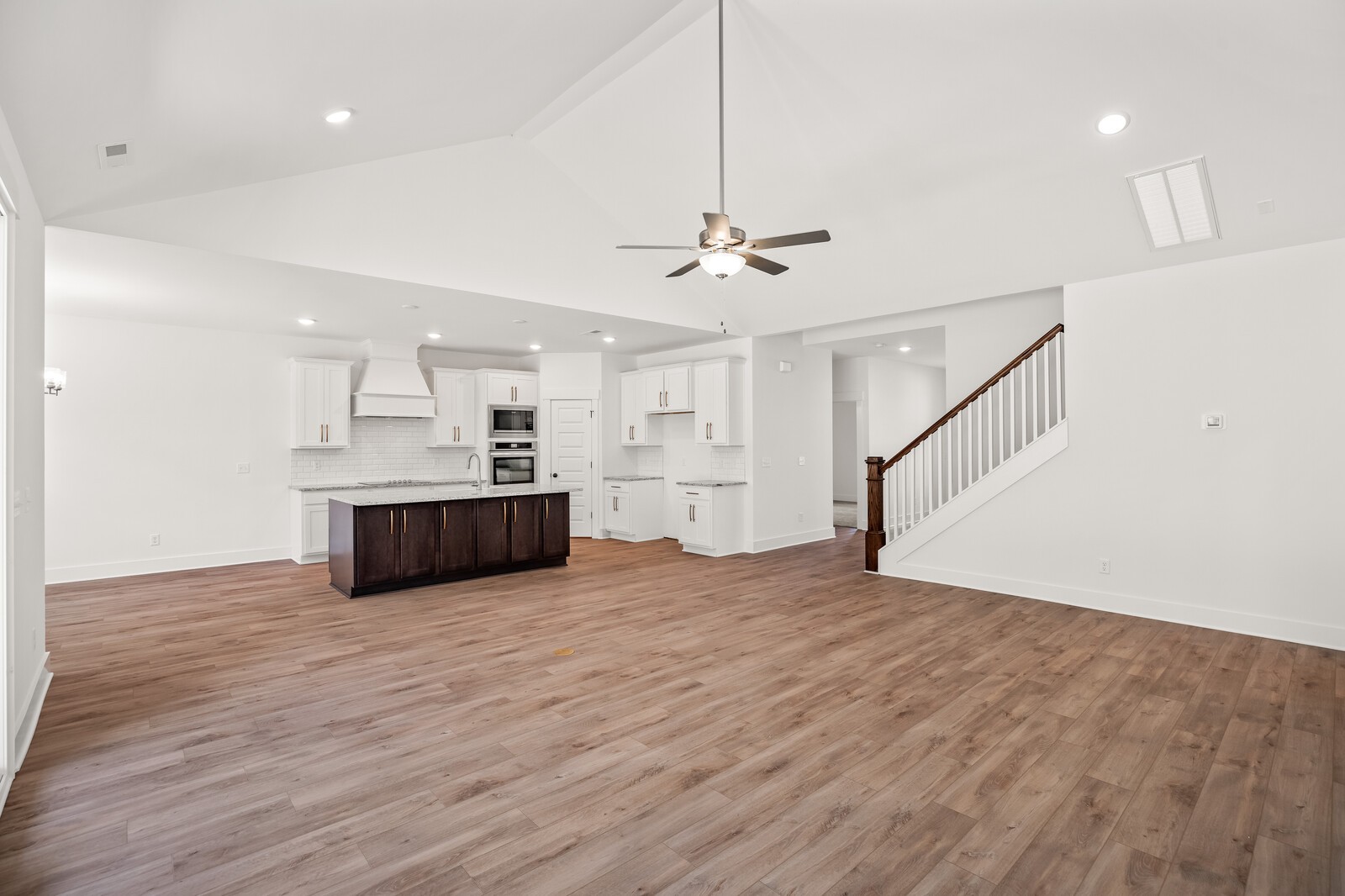 2914 Parkwood Dr