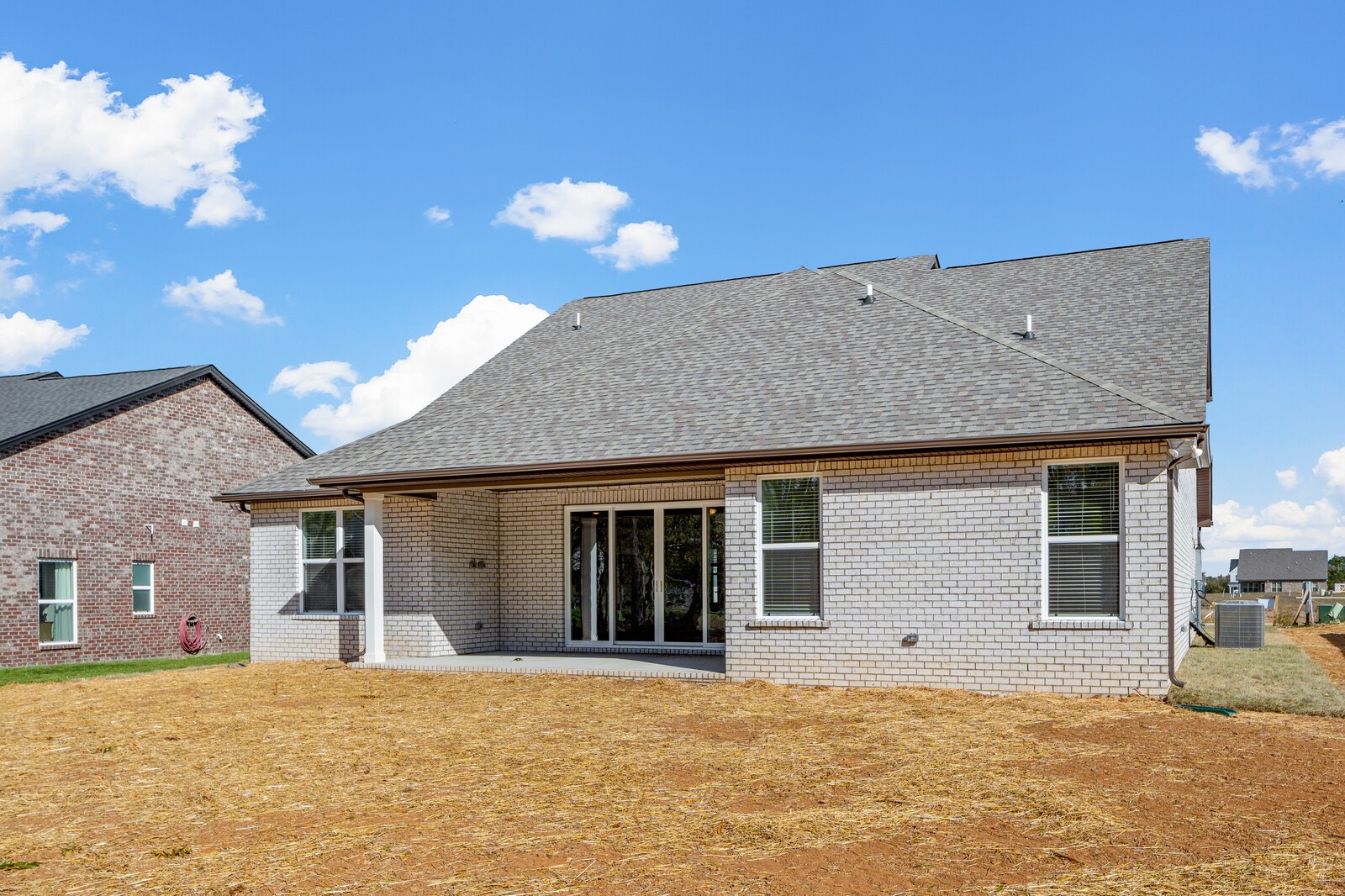 2914 Parkwood Dr