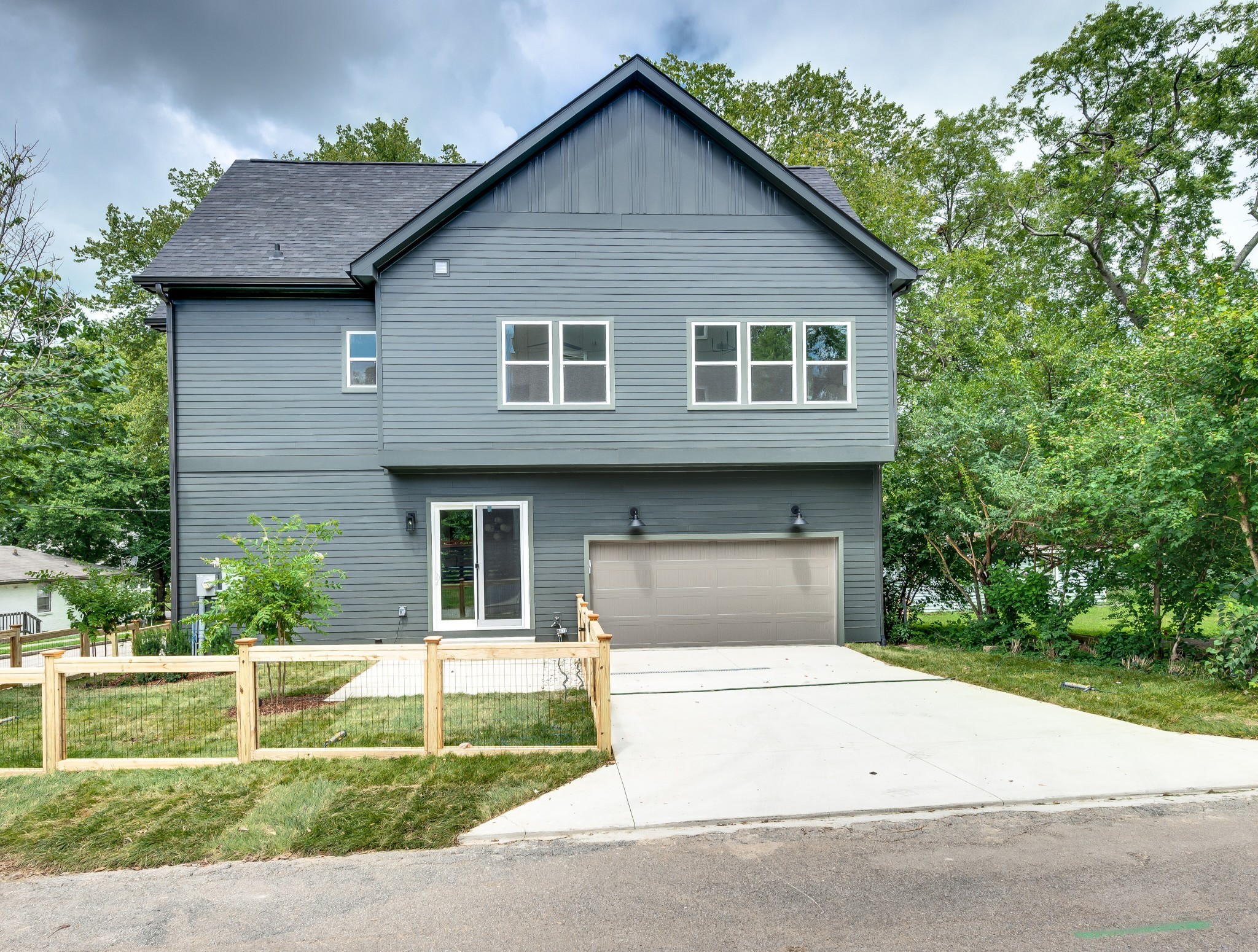 2430 Little Ave