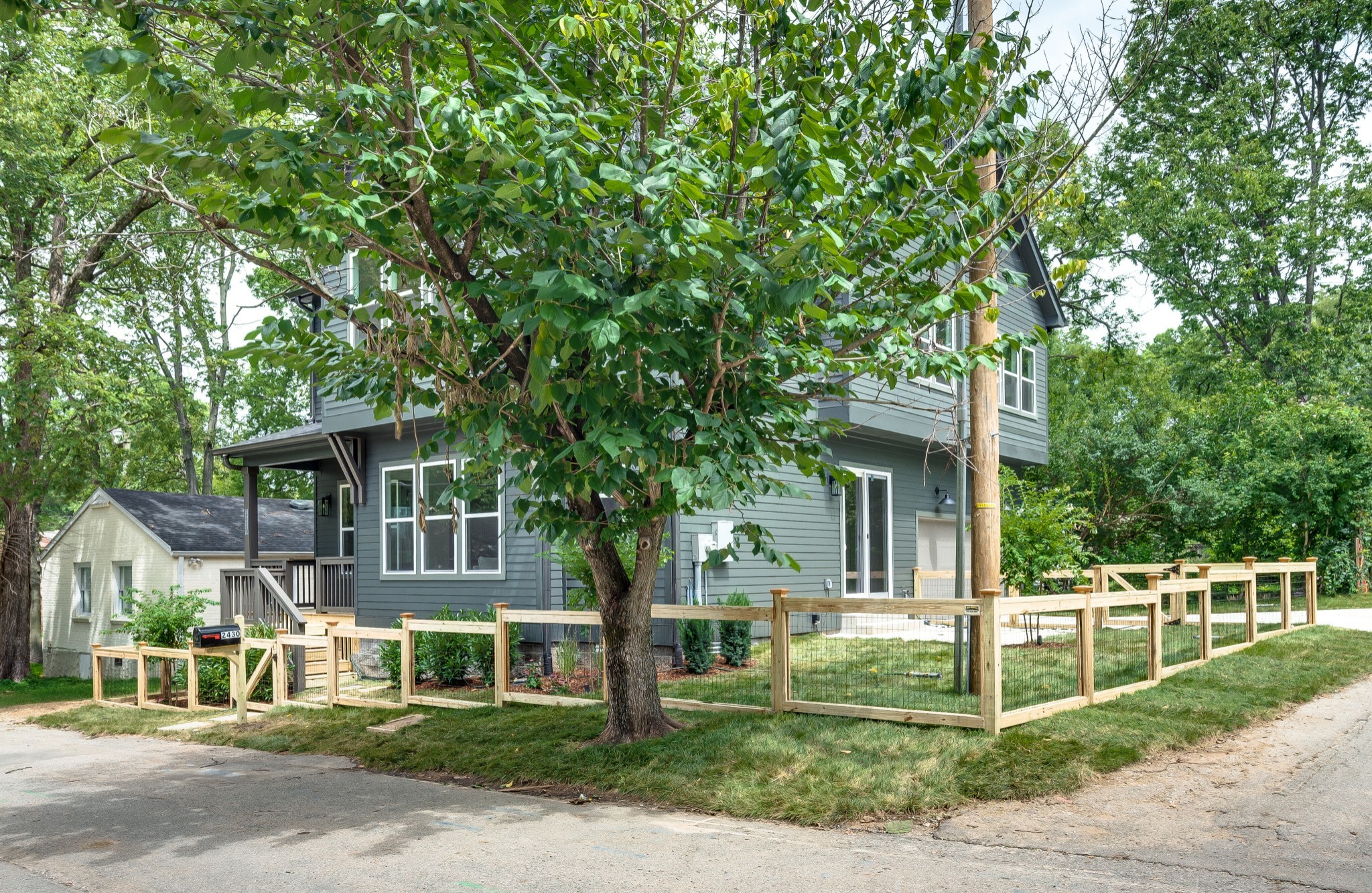2430 Little Ave