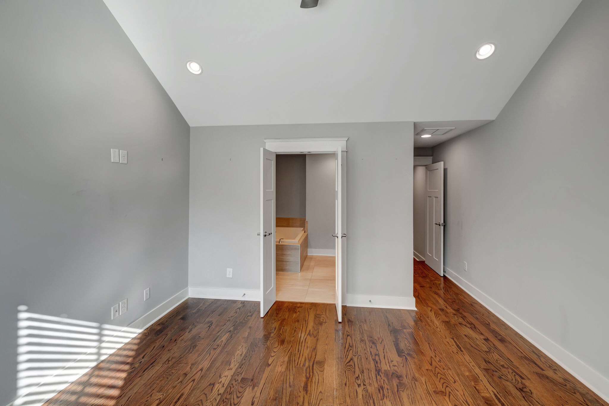 523 Garfield St