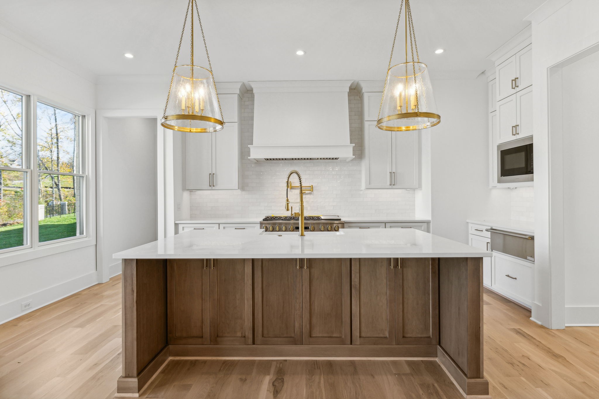 1620 Kaschlina Point