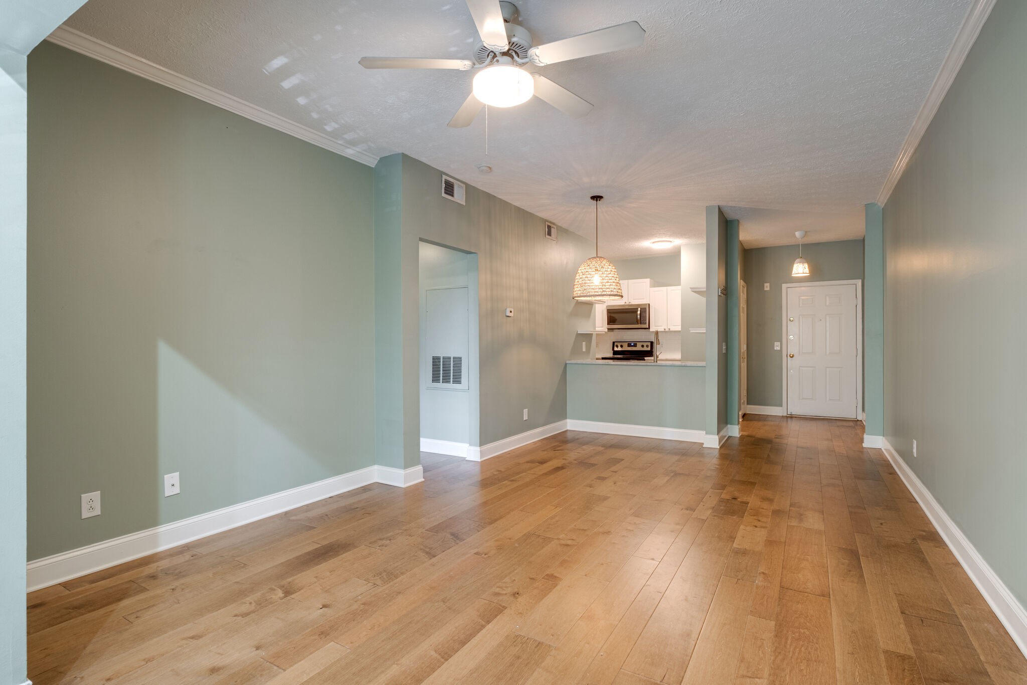 2025 Woodmont Blvd Unit: 231