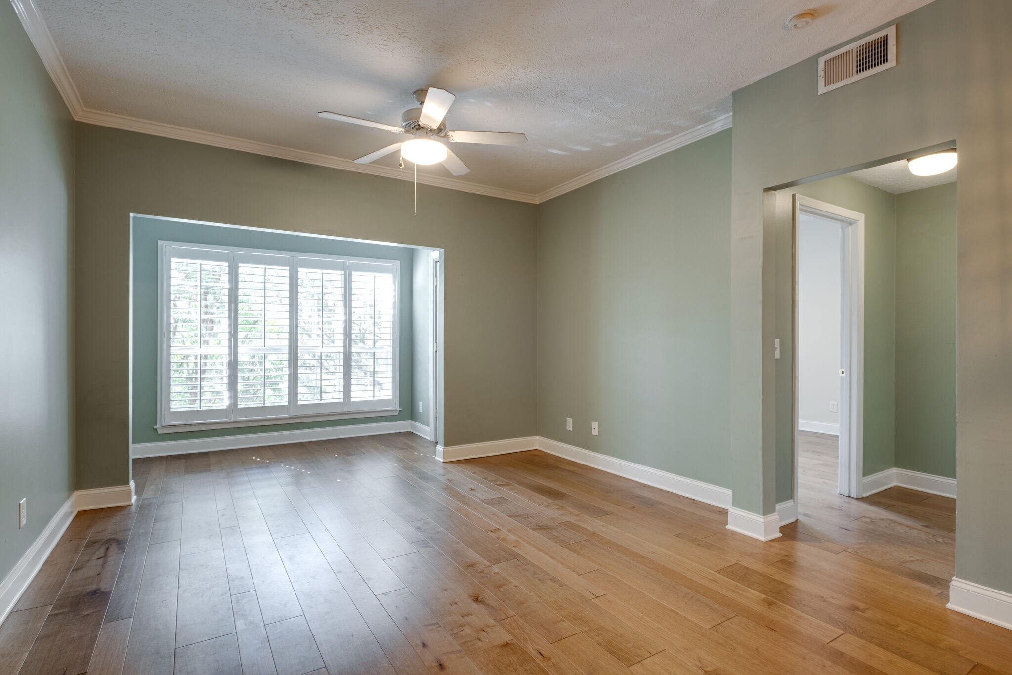 2025 Woodmont Blvd Unit: 231