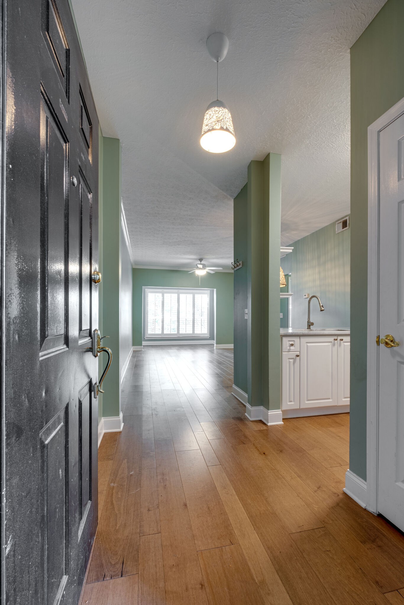 2025 Woodmont Blvd Unit: 231