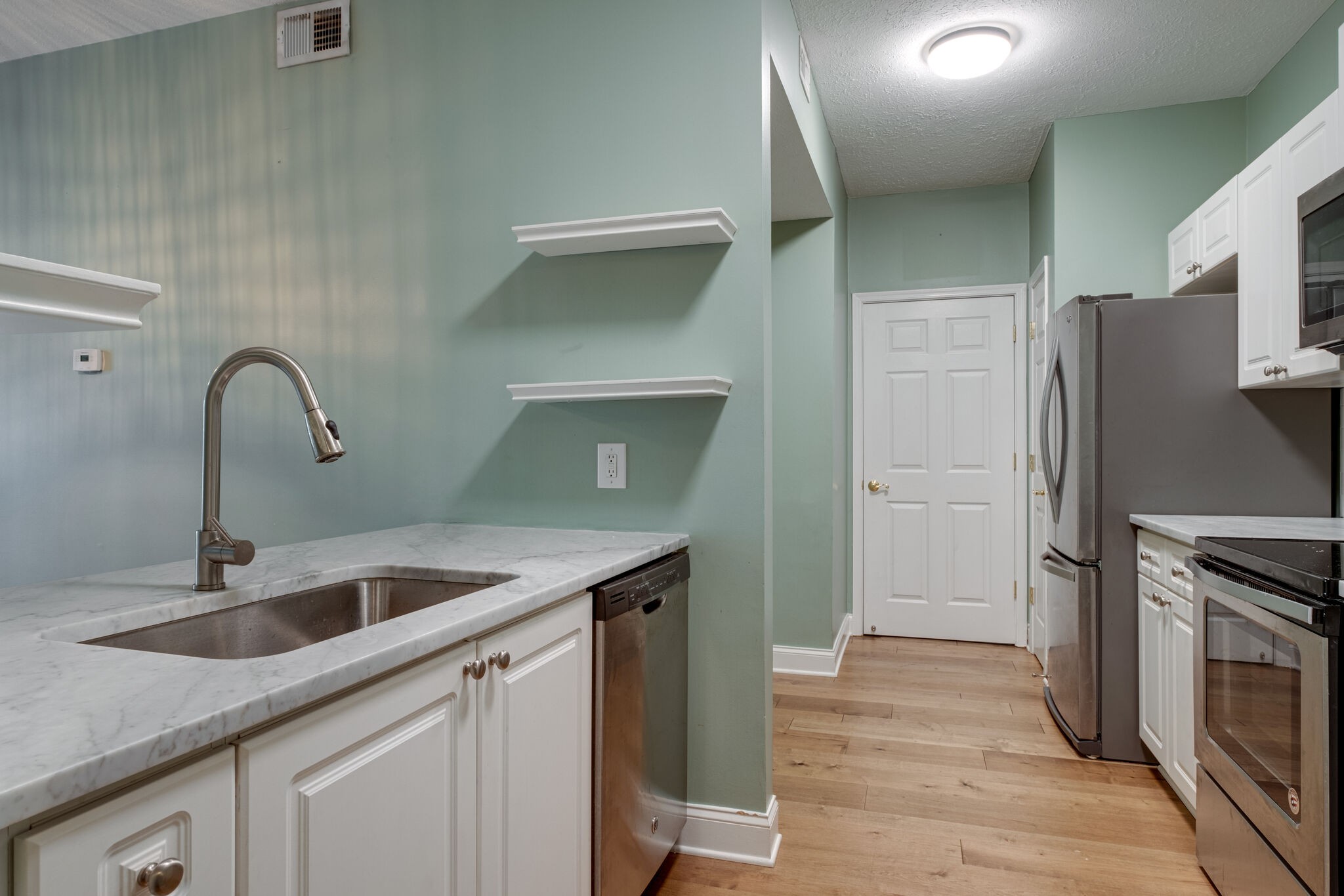 2025 Woodmont Blvd Unit: 231