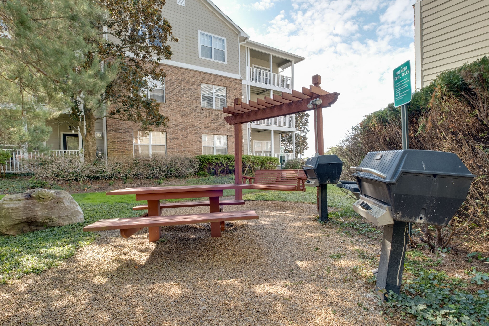 2025 Woodmont Blvd Unit: 231
