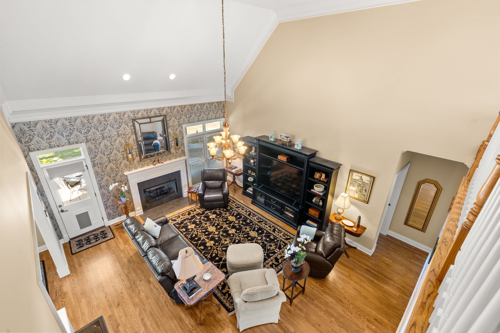 2041 Prestwick Dr