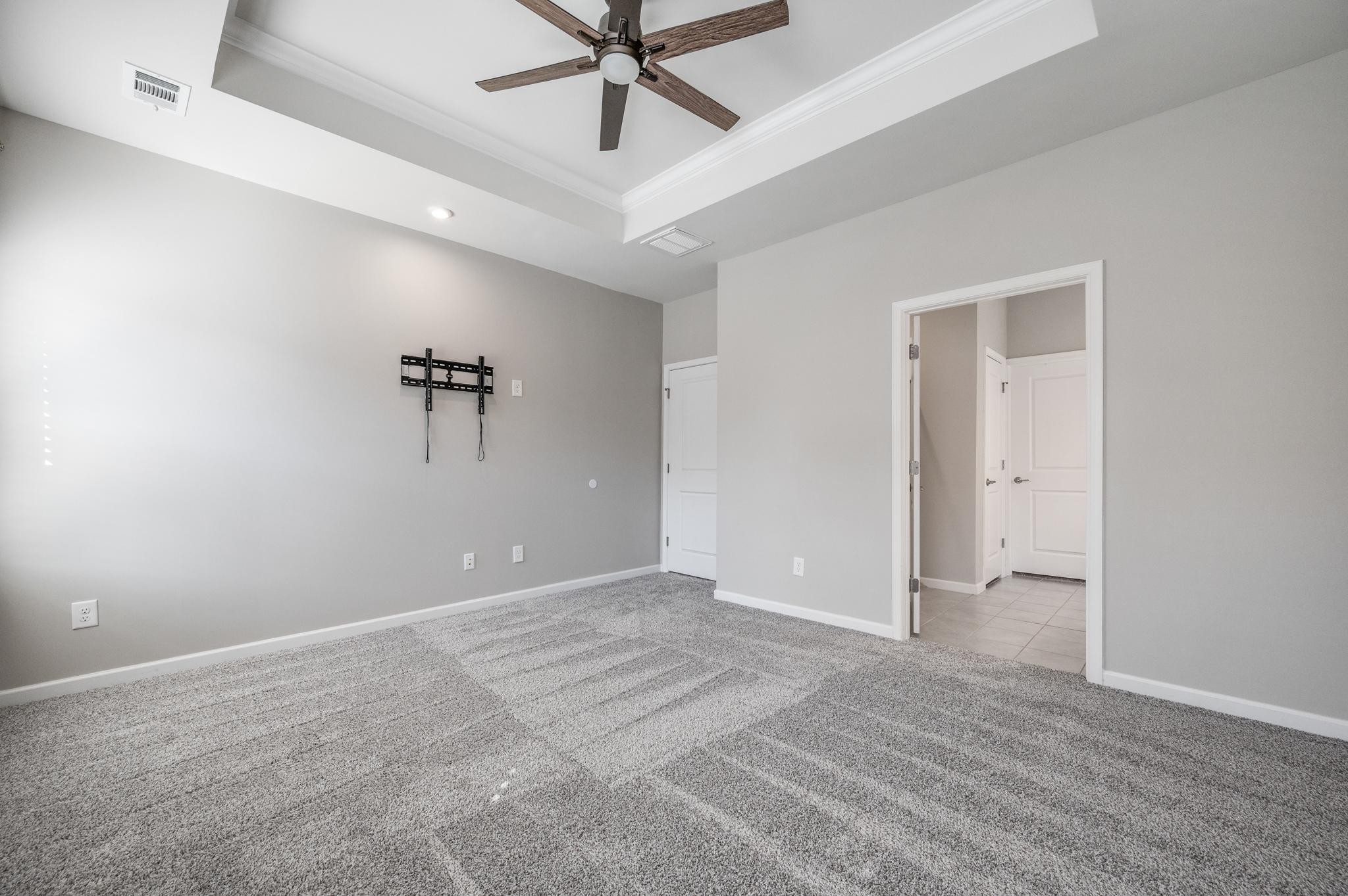 1009 Carnation Drive