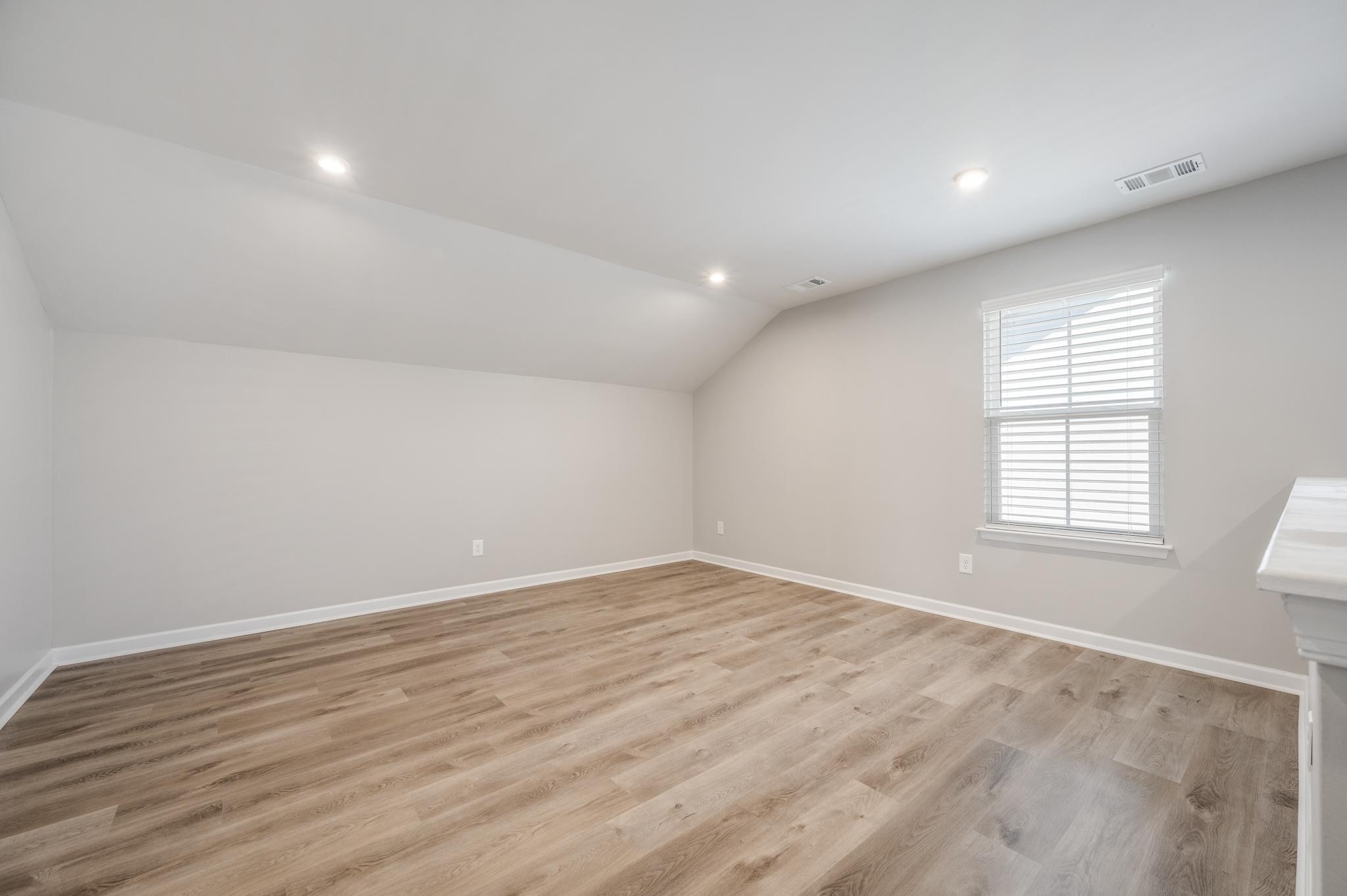 1009 Carnation Drive