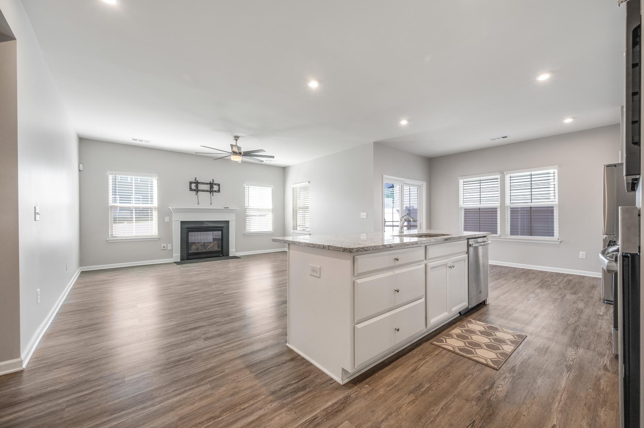 1009 Carnation Drive