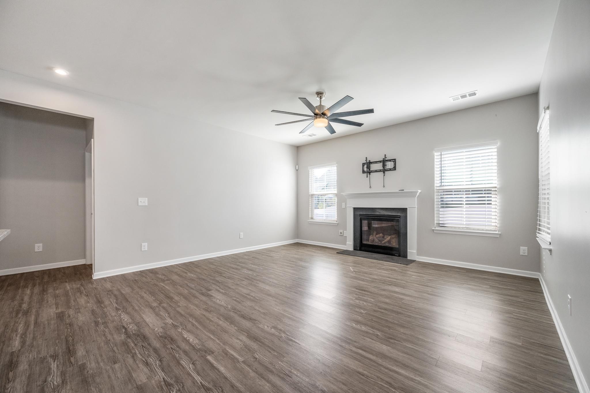 1009 Carnation Drive