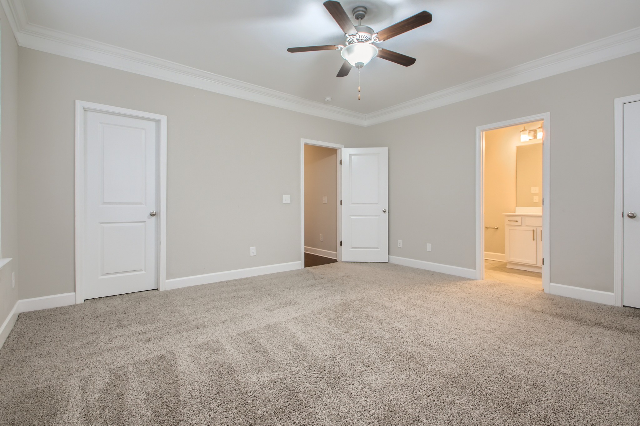 307 Kara Ln