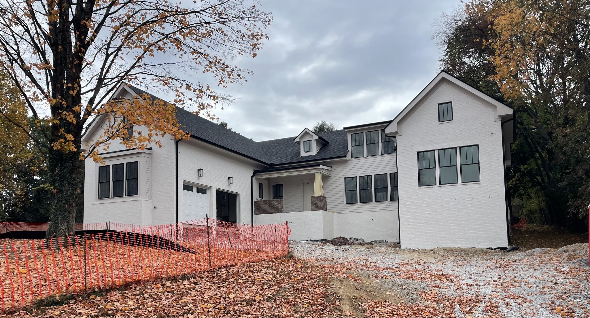 3601 Rainbow Pl
