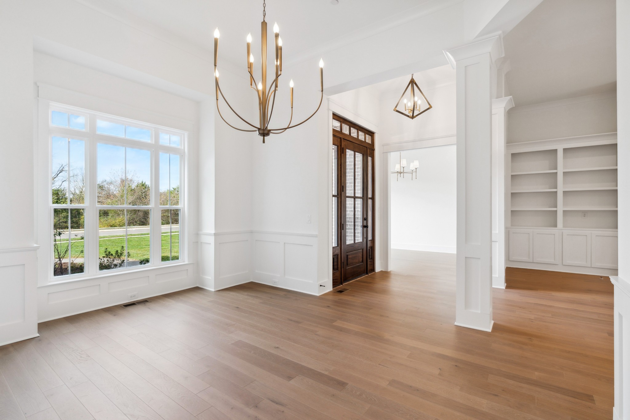 1004 Sinatra Drive