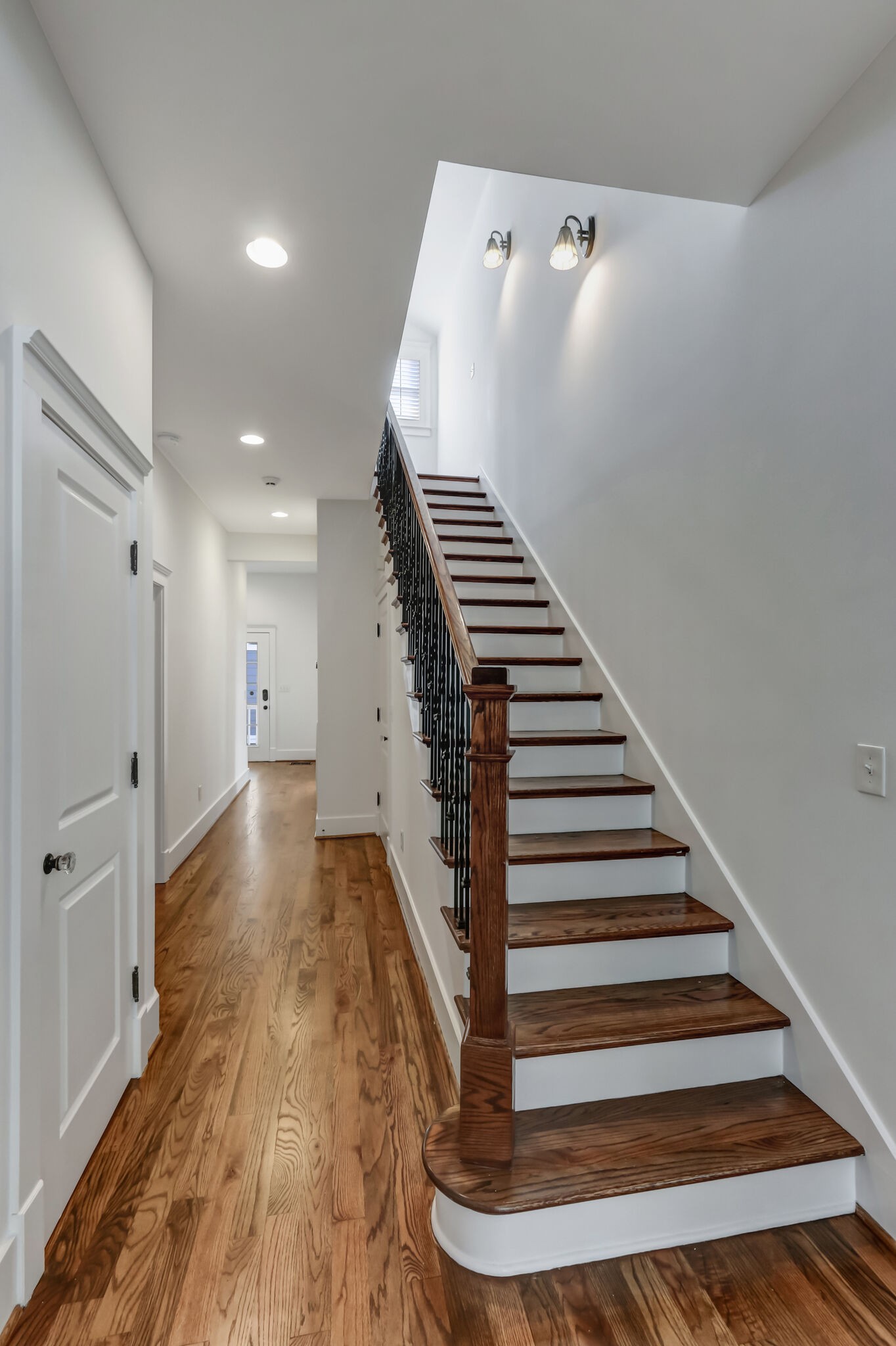 917 Knox Ave