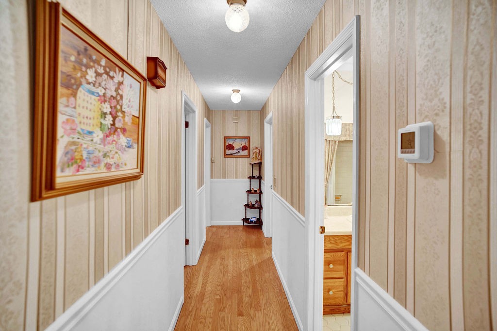 115 Foxland Dr