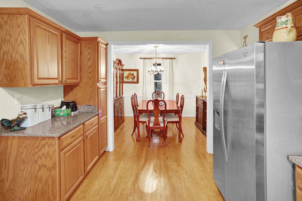 115 Foxland Dr