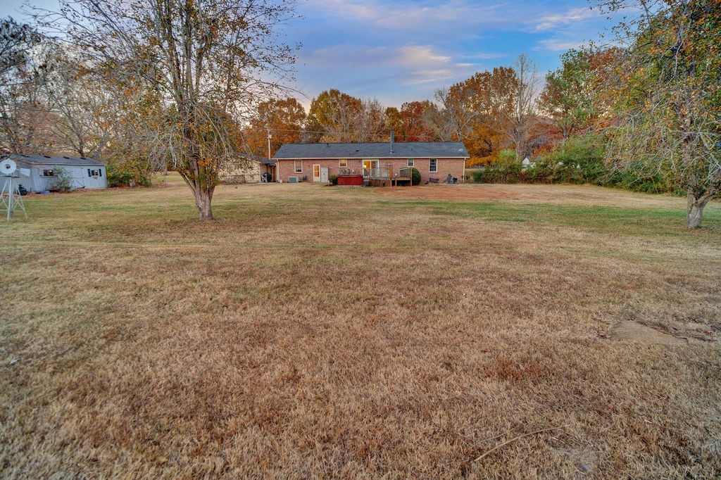115 Foxland Dr