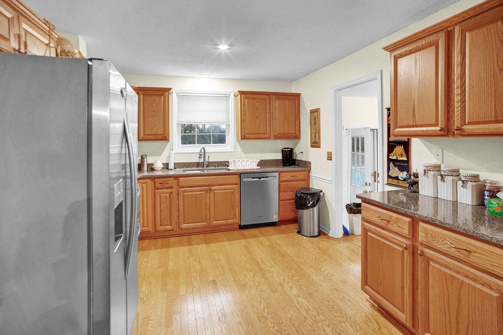 115 Foxland Dr