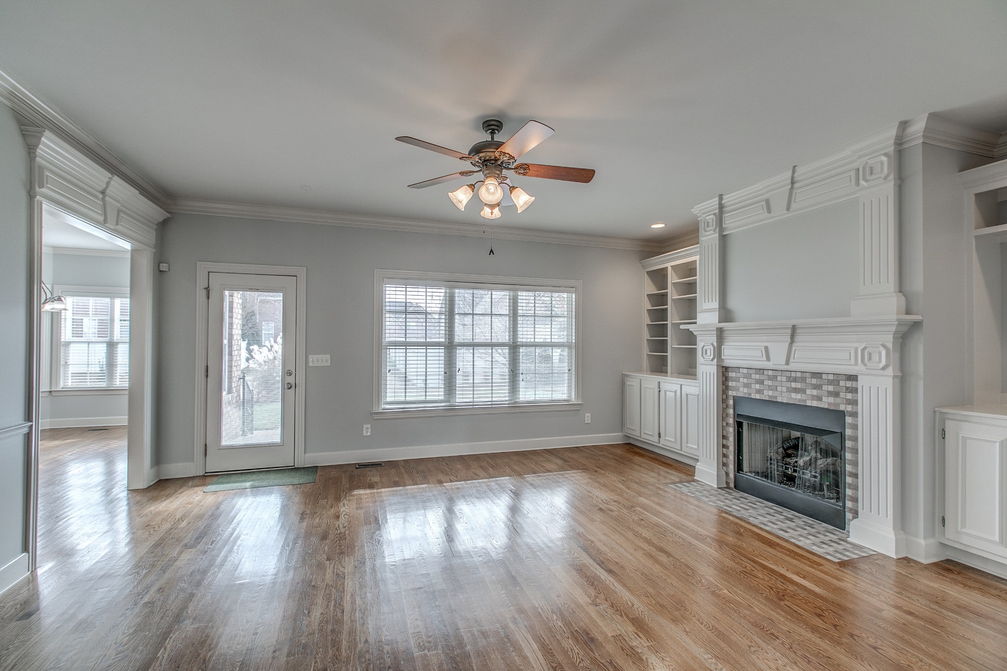 1914 Splash Place