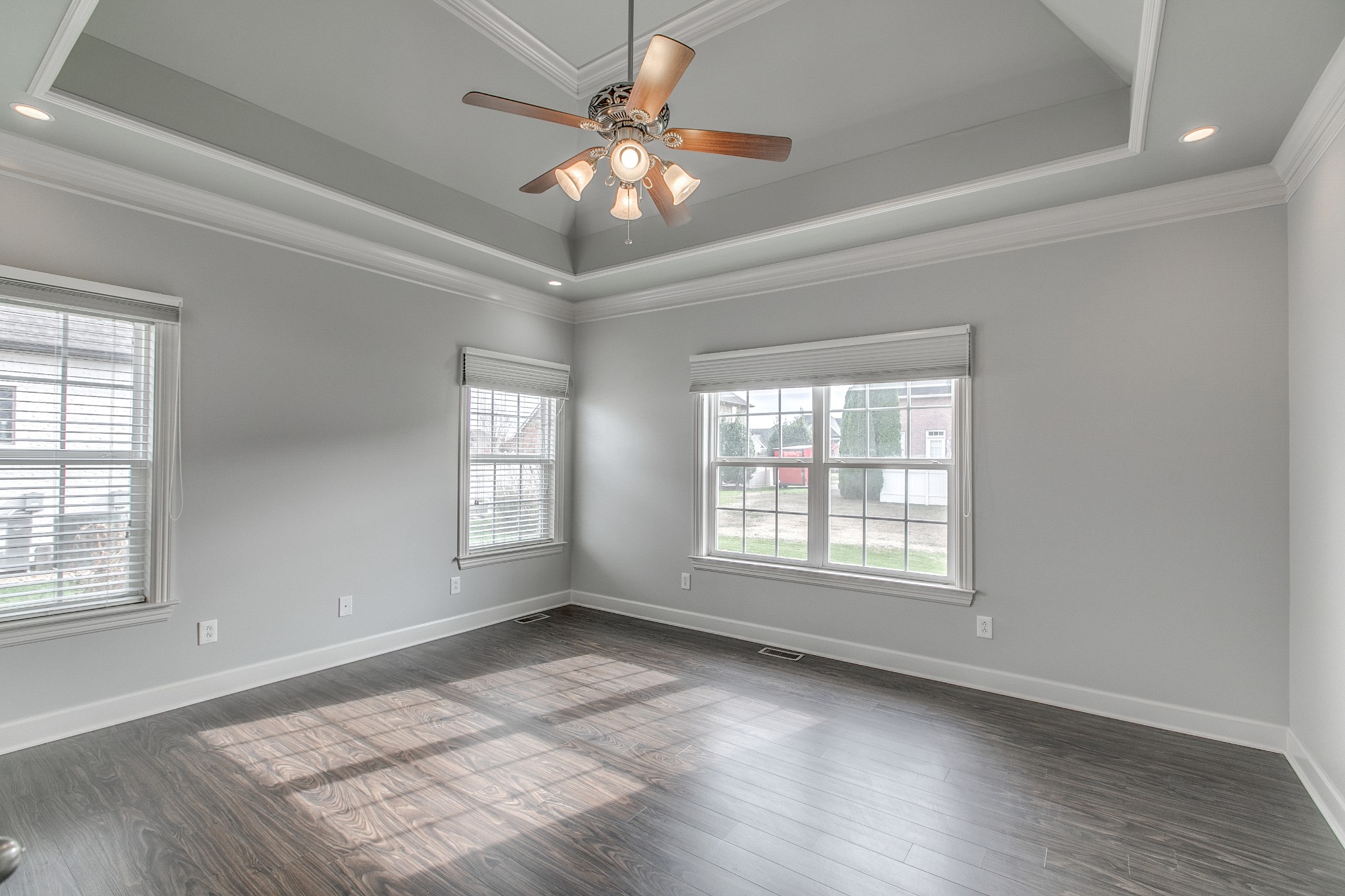 1914 Splash Place