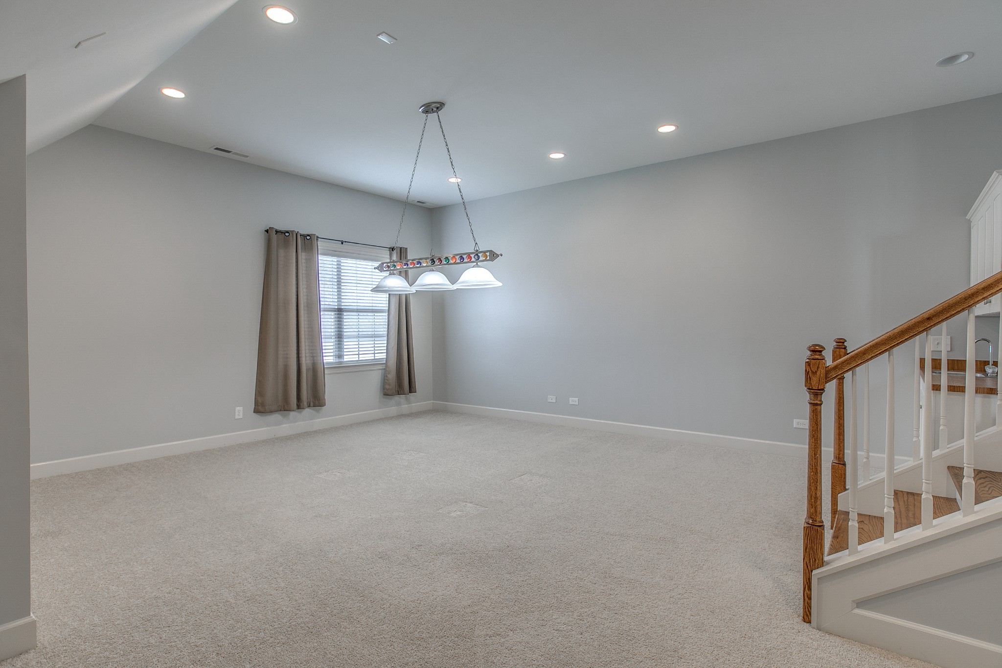 1914 Splash Place