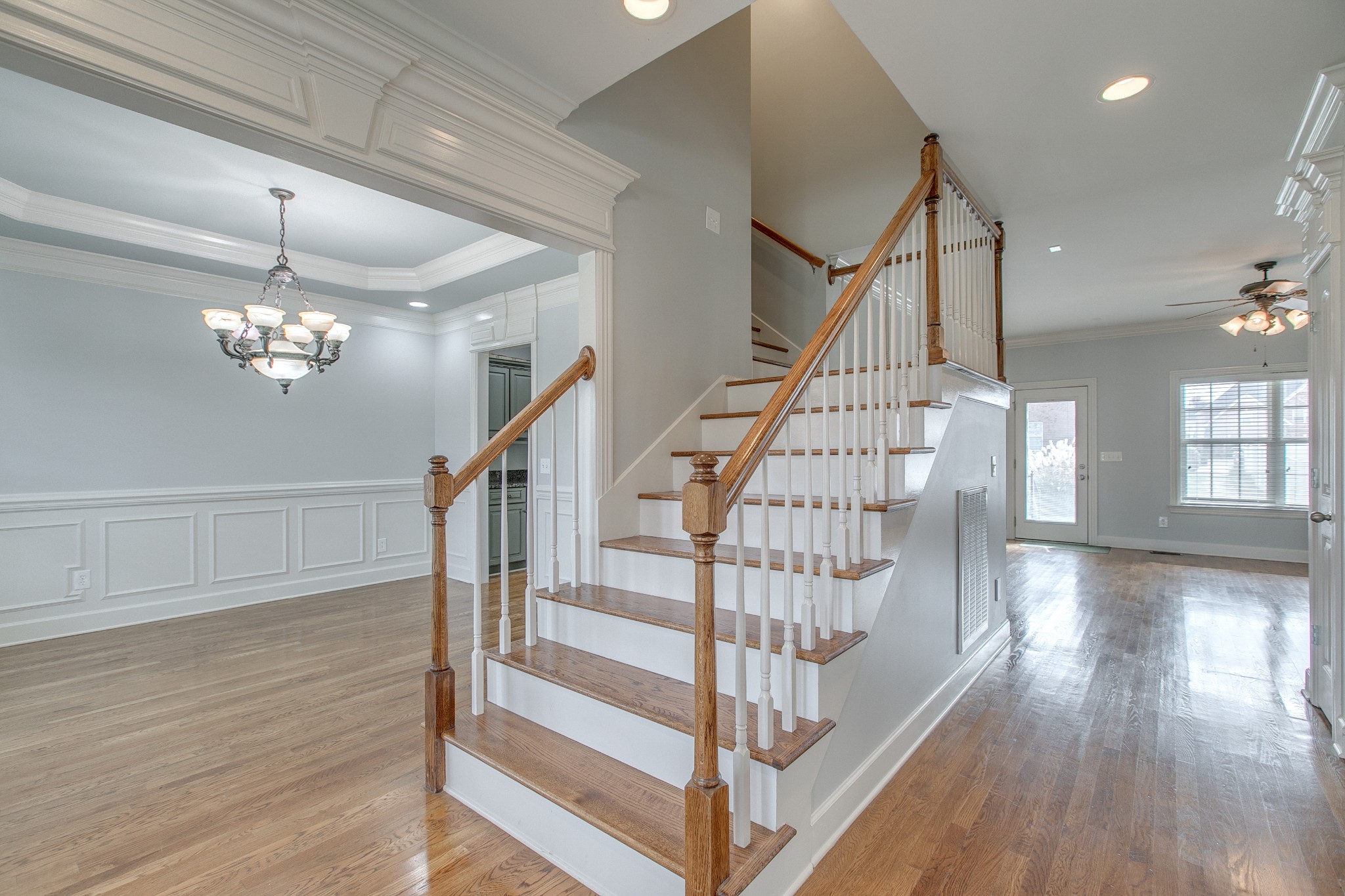 1914 Splash Place