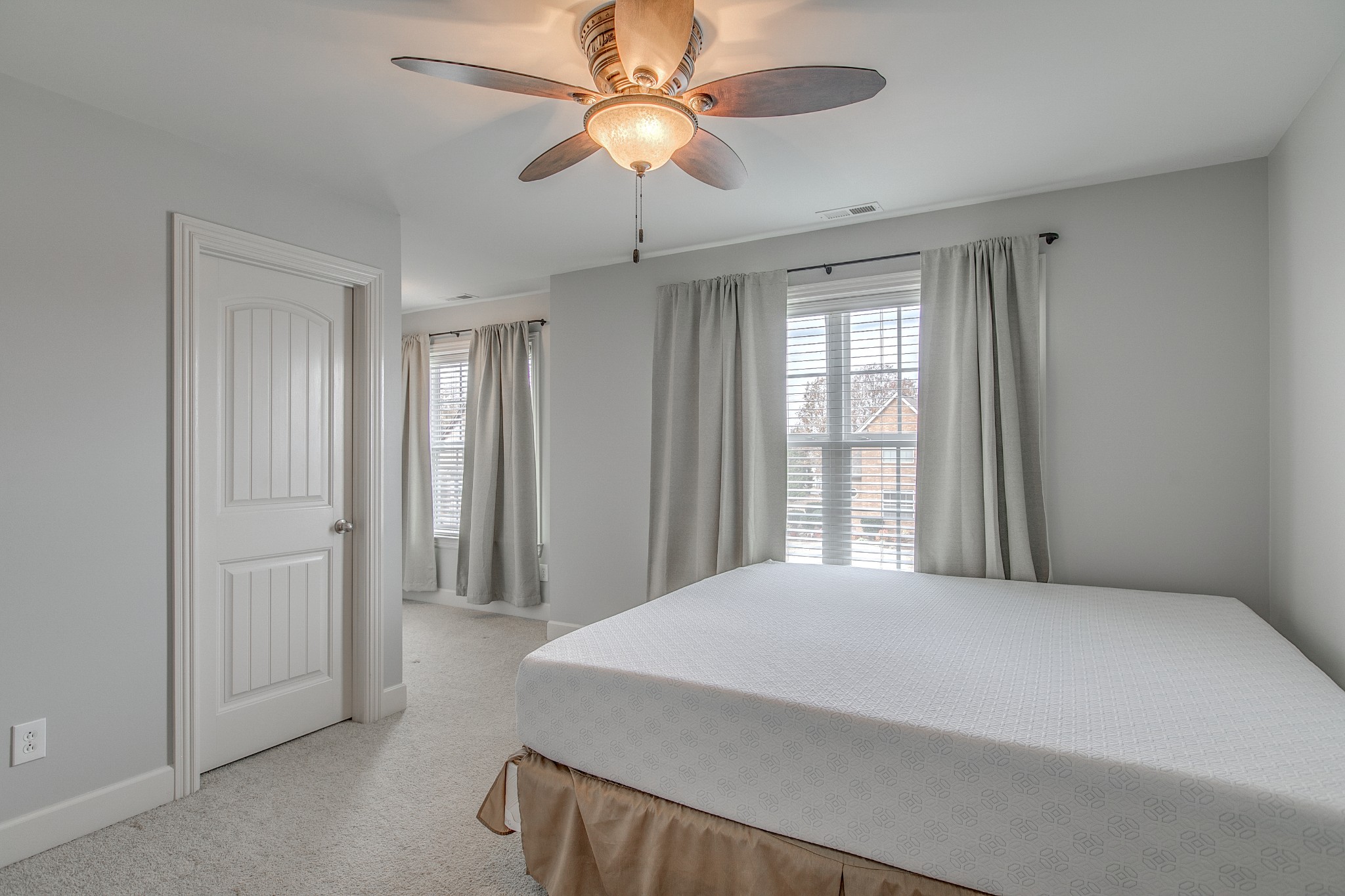 1914 Splash Place