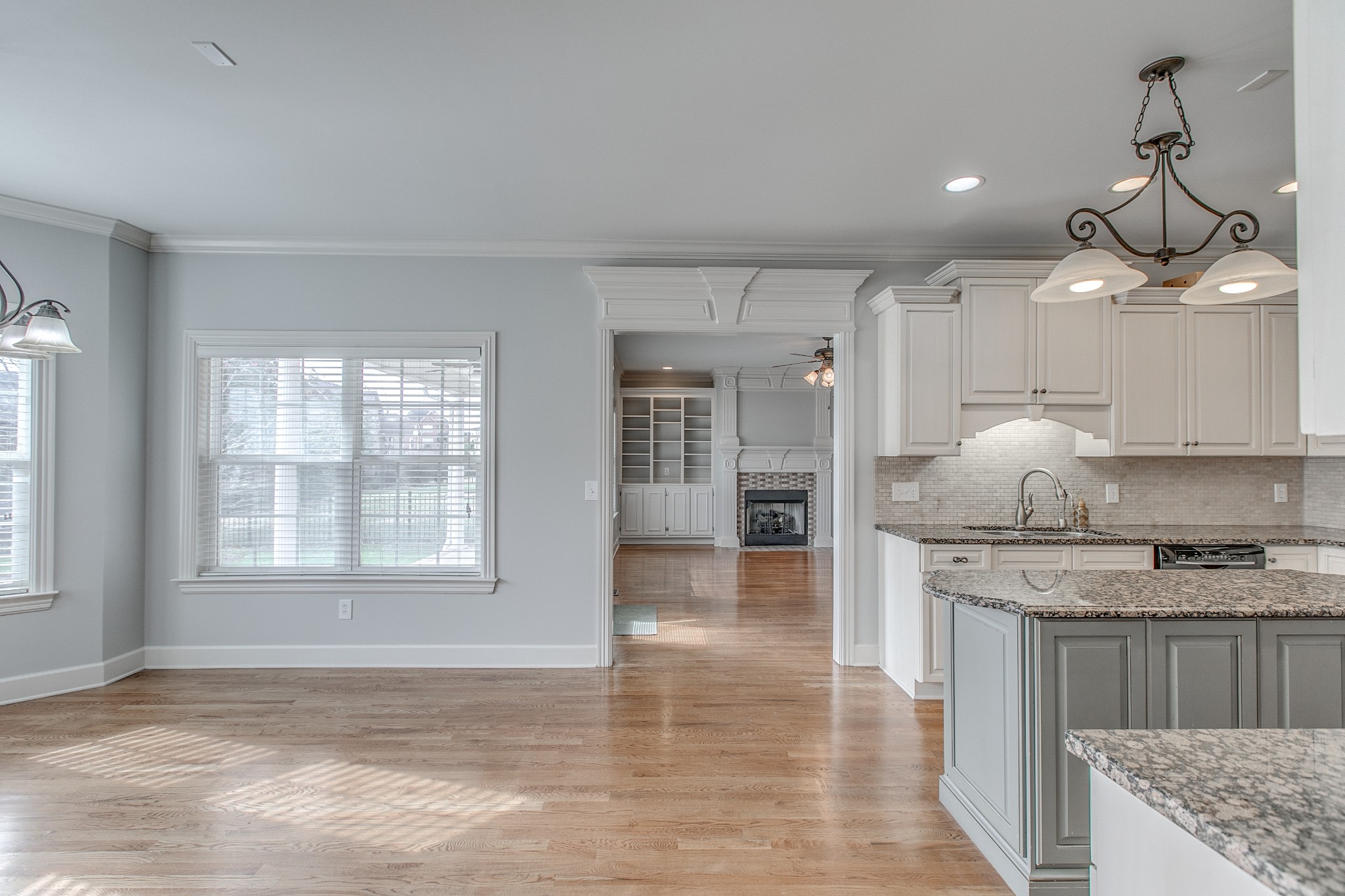 1914 Splash Place