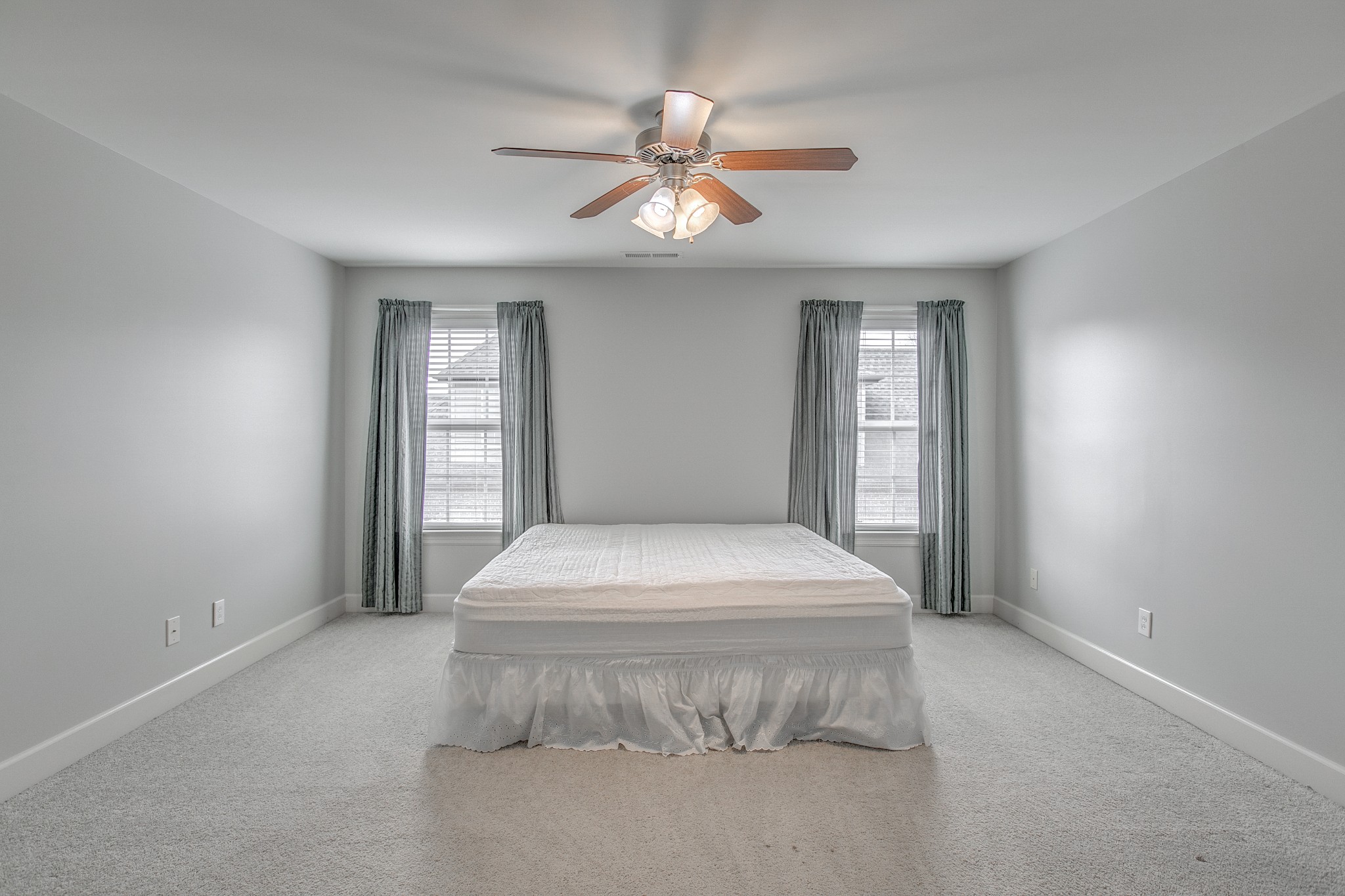 1914 Splash Place
