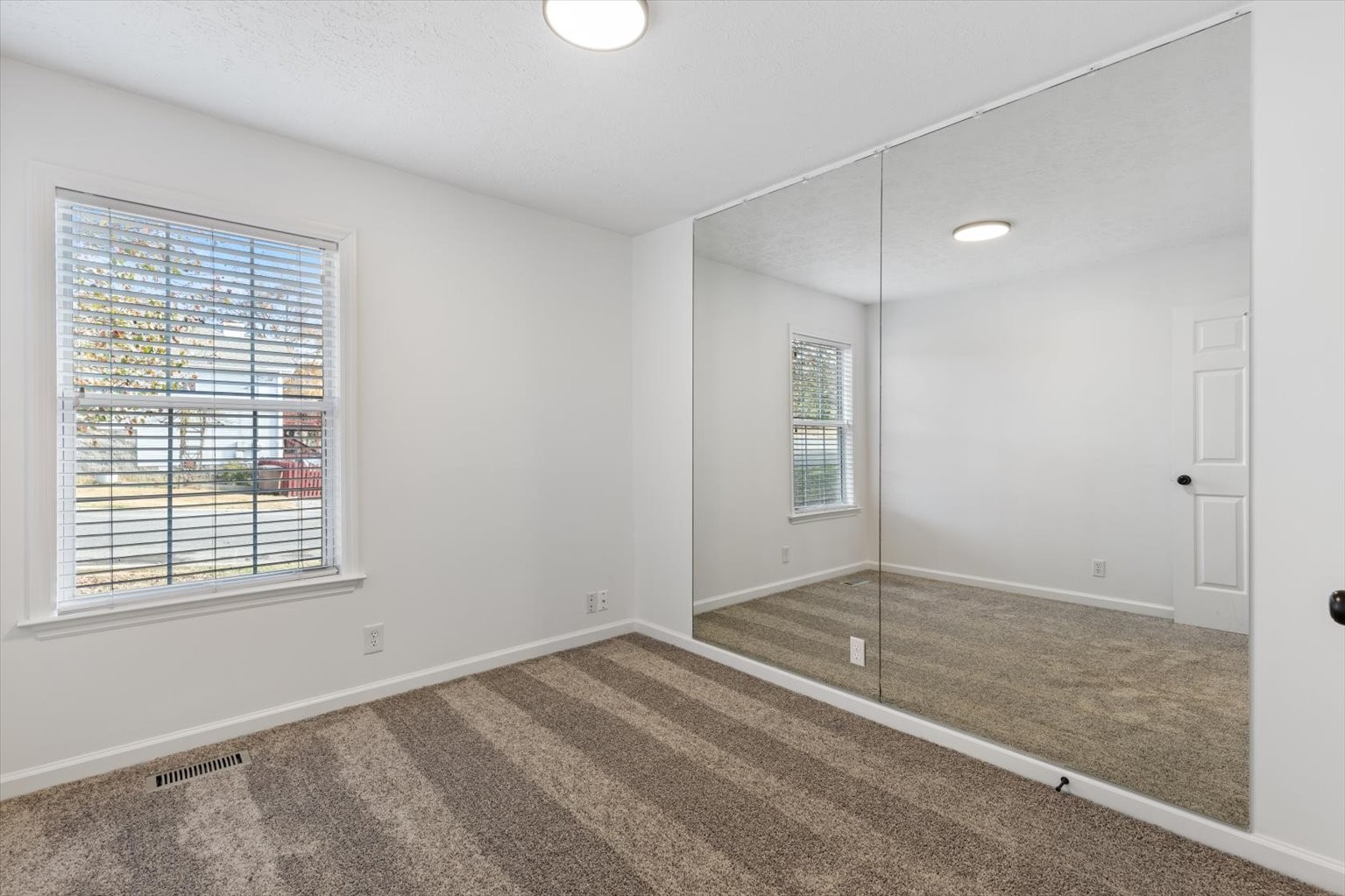 725 Dover Glen Dr