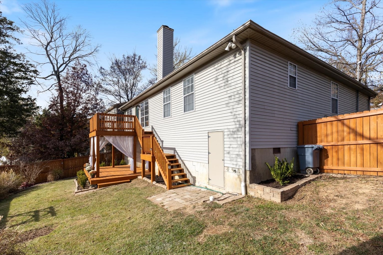 725 Dover Glen Dr