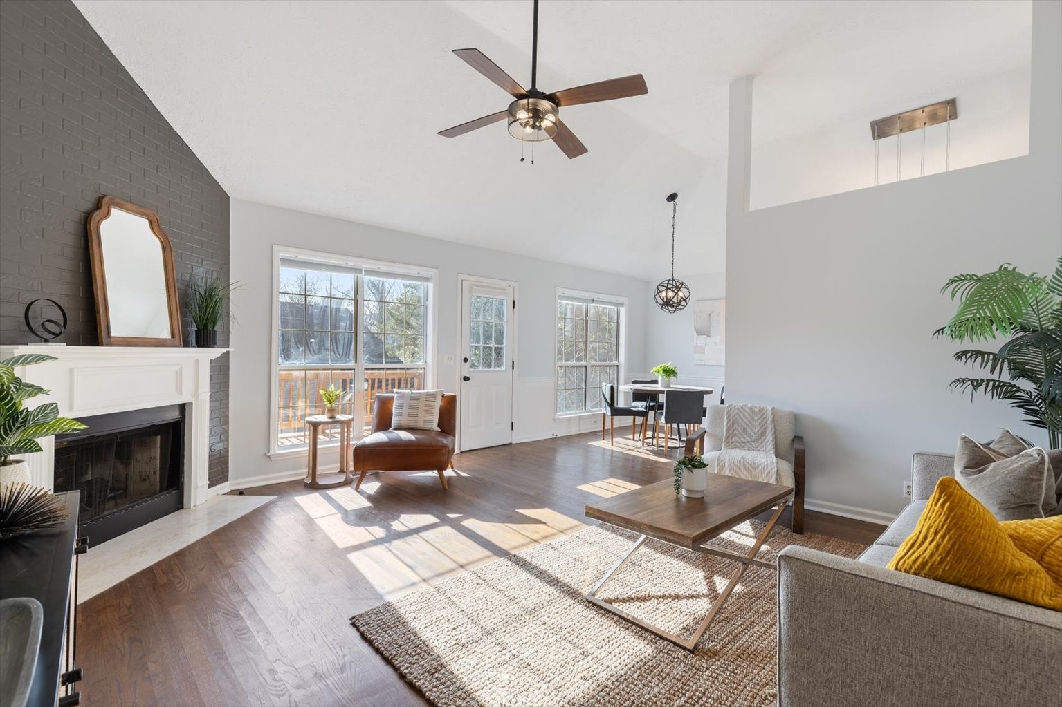 725 Dover Glen Dr