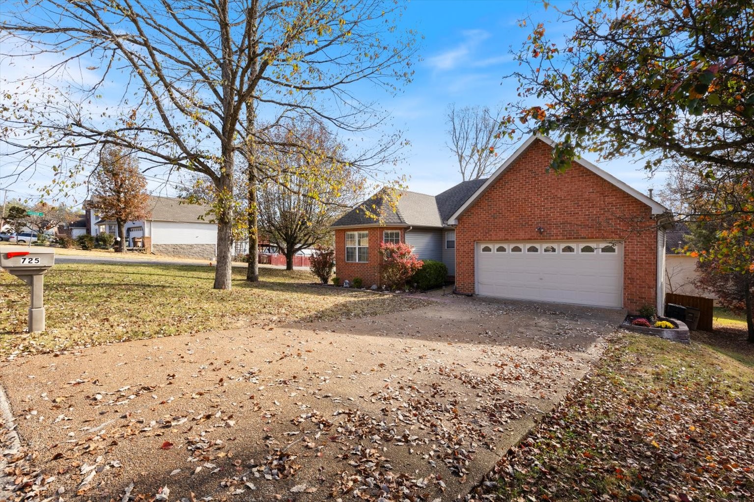 725 Dover Glen Dr