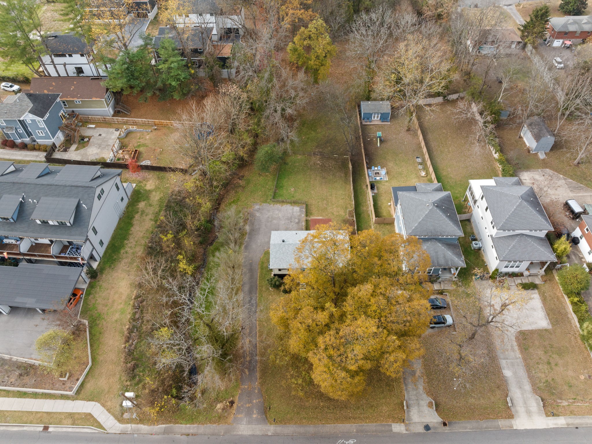 1216 Preston Dr