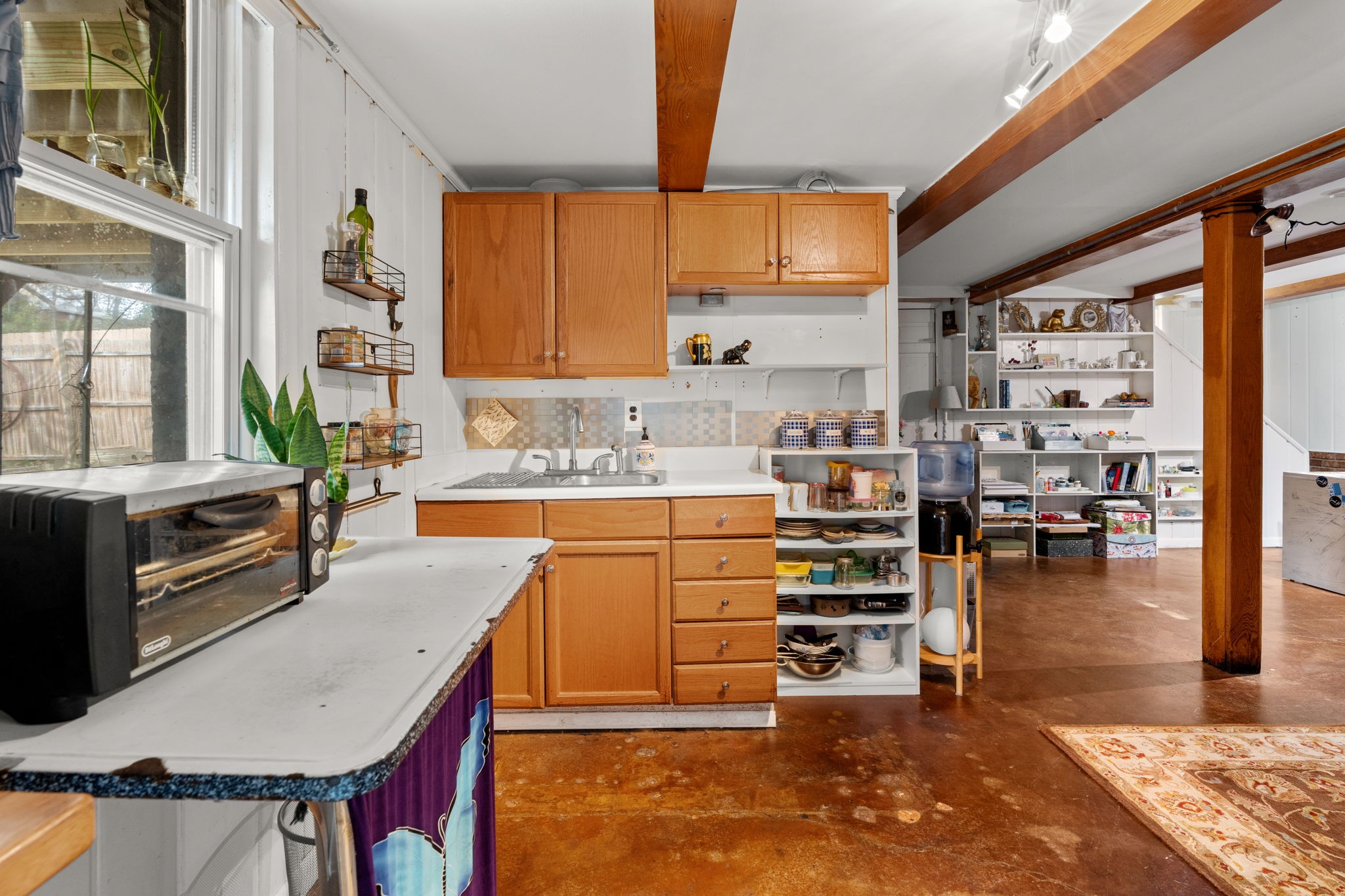 1216 Preston Dr