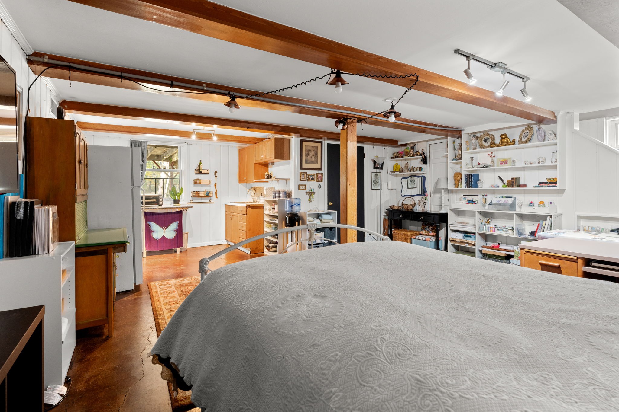 1216 Preston Dr