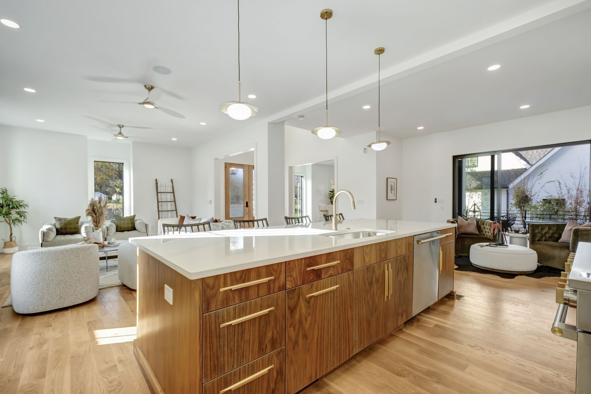 3916A Cross Creek Rd