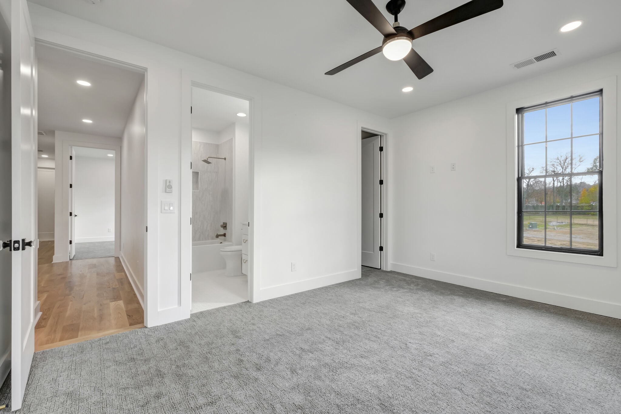 3916A Cross Creek Rd