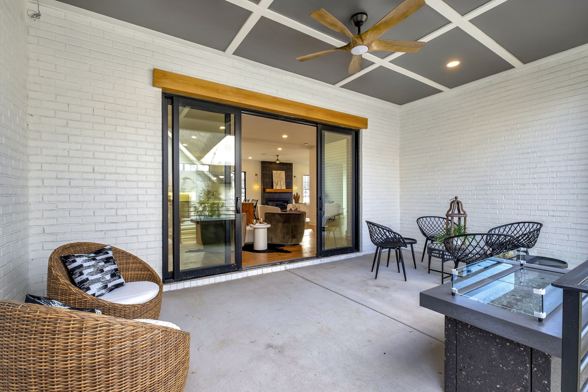 3916A Cross Creek Rd