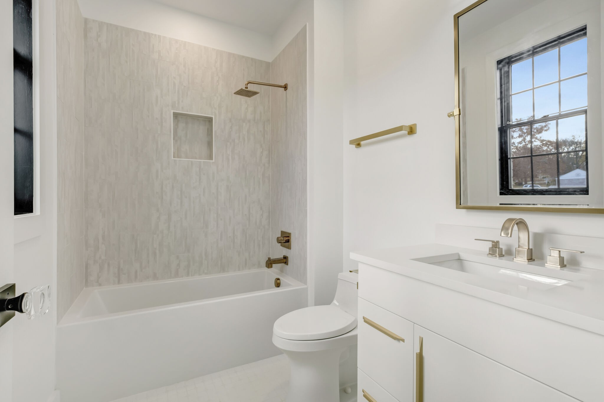 3916A Cross Creek Rd